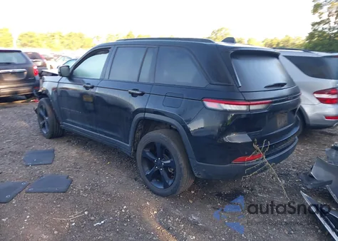 2022 Jeep Grand Cherokee Laredo z USA, uszkodzony, nr VIN 1C4RJHAG0N8589980